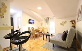 Flat 23